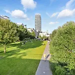 Apartment Premium Suite, River & Old Town View,free Parking