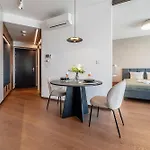 Premium Suite, River & Old Town View,free Parking Apartment Bratislava
