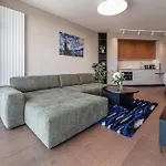Apartment Premium Suite, River & Old Town View,free Parking *