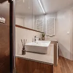Premium Suite, River & Old Town View,free Parking Apartment *