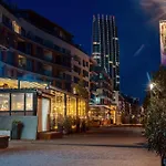 Premium Suite, River & Old Town View,free Parking Apartment *