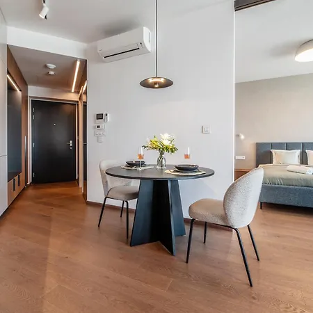 Premium Suite, River & Old Town View,free Parking * Pozsony