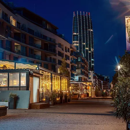 Premium Suite, River & Old Town View,free Parking Bratislava
