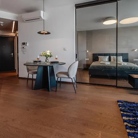 Apartment Premium Suite, River & Old Town View,free Parking Bratislava