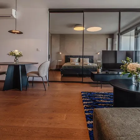 Apartment Premium Suite, River & Old Town View,free Parking Bratislava