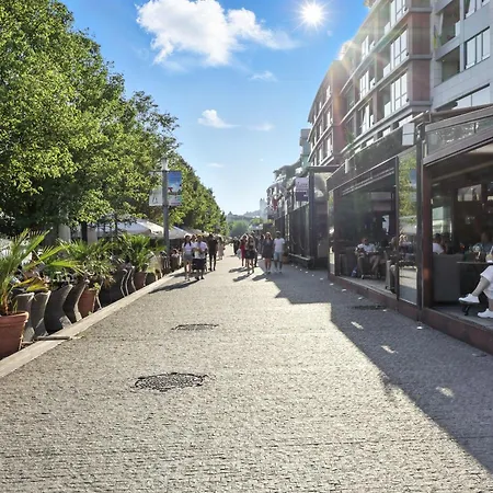 Premium Suite, River & Old Town View,free Parking * Bratislava