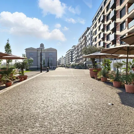 Premium Suite, River & Old Town View,free Parking Apartment