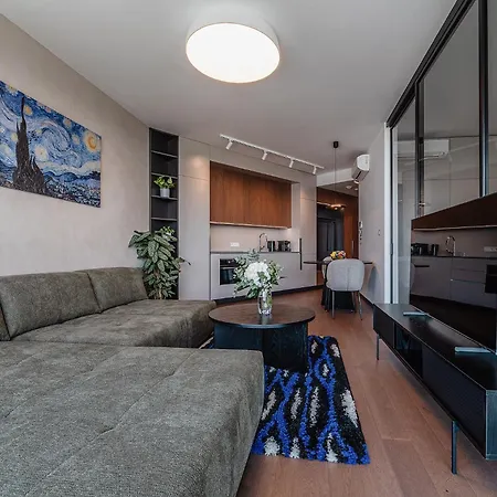 Apartment Premium Suite, River & Old Town View,free Parking *