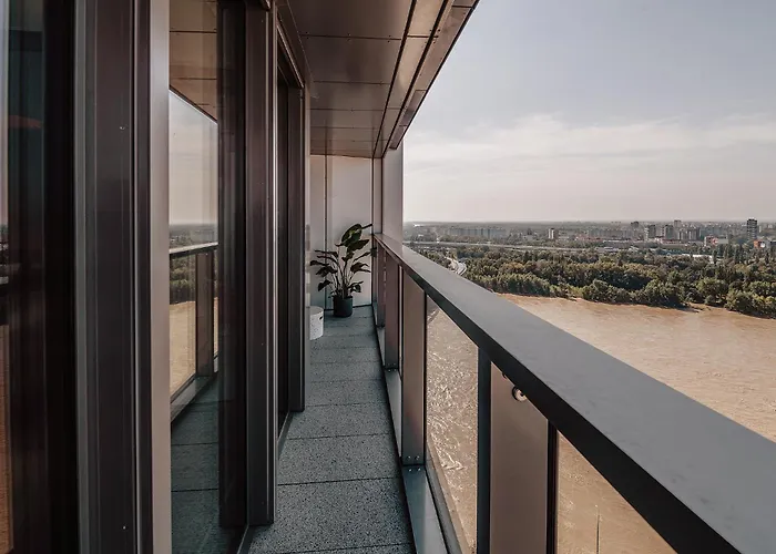 Premium Suite, River & Old Town View,free Parking *