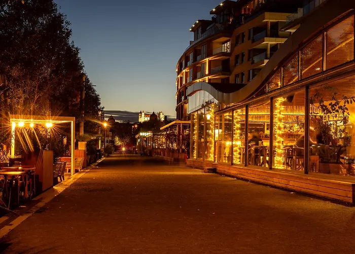 Premium Suite, River & Old Town View,free Parking דירה ברטיסלאבה