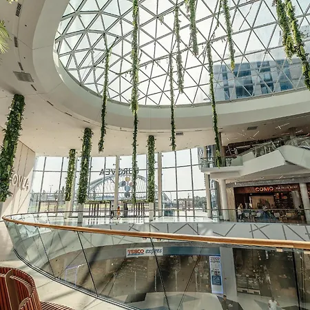 Premium Suite, River&old Town View,free Parking Apartment Pressburg