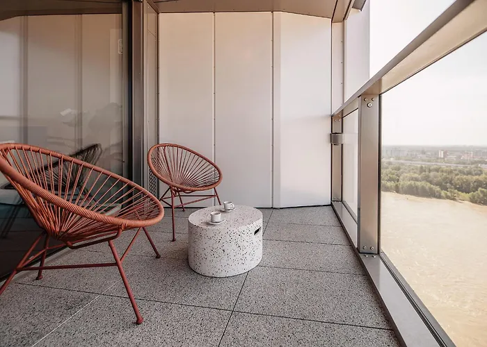 Premium Suite, River & Old Town View,free Parking * Bratislava